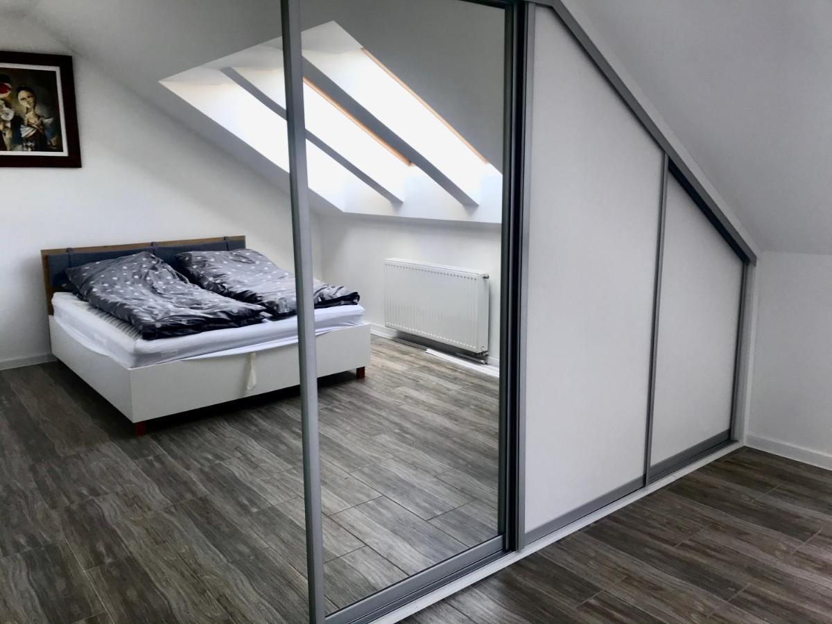 Apartament Julia Skierniewice Exteriér fotografie
